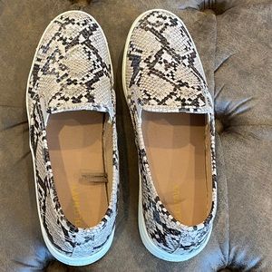 Old Navy Shoes (7.5)